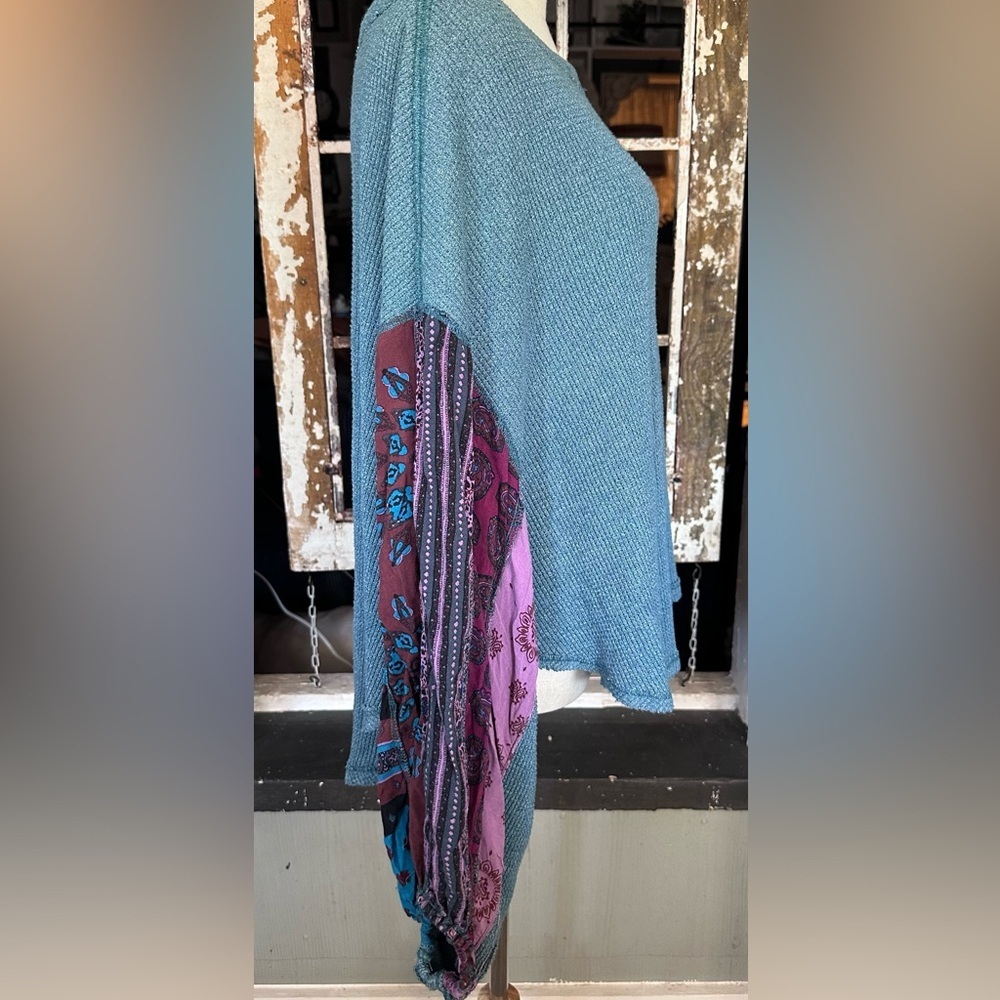 Free People Blossom Oversized Thermal Teal Waffle Knit Boho Dolman Top M - Picture 3 of 8